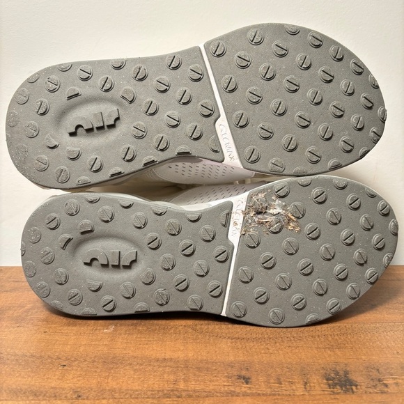 Nike Air Max 2021 Shoes Sneakers 4.5Y / 6 Women Summit White DA3199-104 - Picture 5 of 7